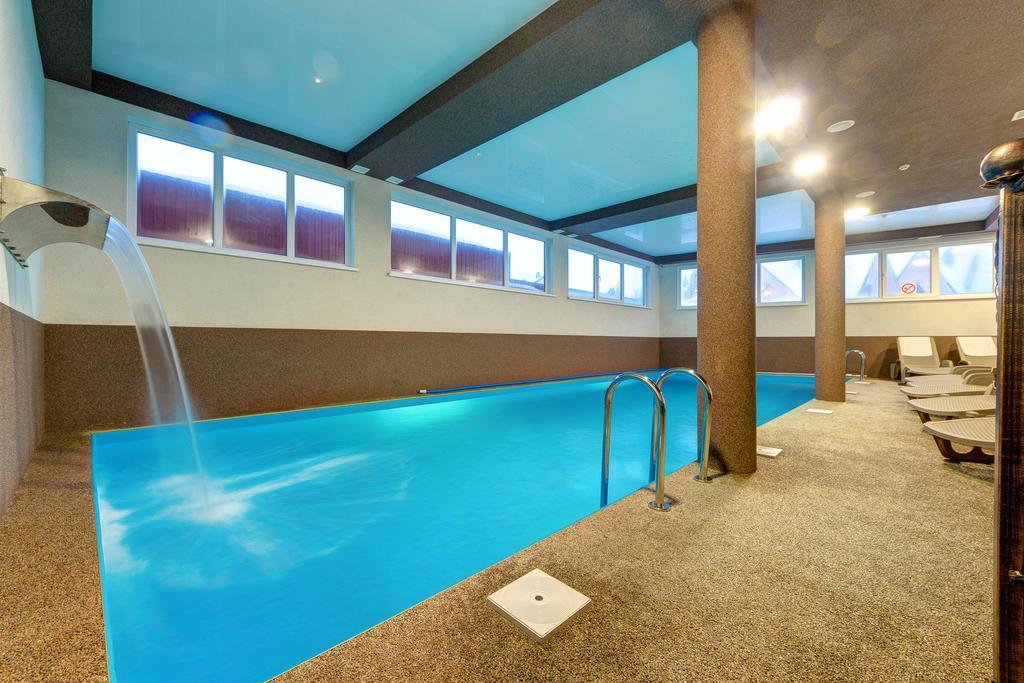 Milli & Jon Hotel Bukovel Ngoại thất bức ảnh