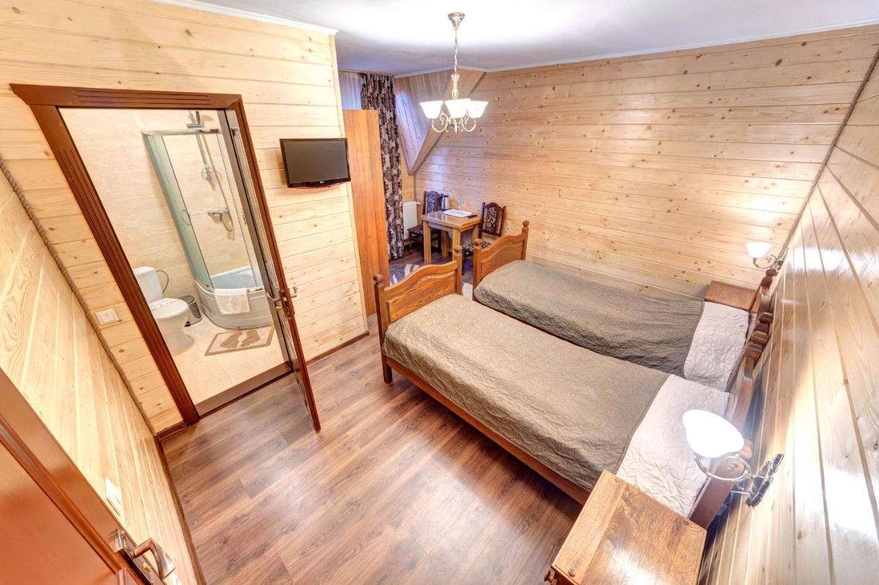 Milli & Jon Hotel Bukovel Ngoại thất bức ảnh